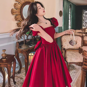 Burgundy A-Line Satin Wedding Dress Square Collar Natural Waist Vintage Princess Gown Long Length - Product Image 4