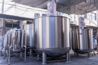Cuve de mélange émulsifiante à cisaillement élevé en acier inoxydable avec chauffage électrique pour la fabrication de shampoing, de savon liquide et de détergent
