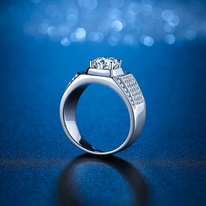 공장 가격 <span class=keywords><strong>1CT</strong></span> mens moissanite 반지 블루 블랙 컬러 힙합 moissanite 원석 925 스털링 실버 여성 고급 보석 선물 - Product Image 4