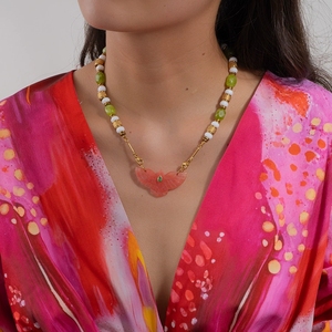 Collana Romantica Parigina Trendy Placcata Oro con Ali d'Angelo, Catena con Perle di Avventurina Verde Naturale, Quarzo Anguria e Topazio Giallo - Product Image 3