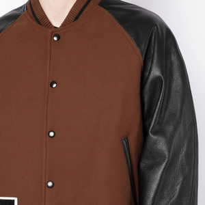 Nouvel arrivage de matériel frais Concevez votre propre veste universitaire vente à bas prix veste universitaire brise-vent de qualité supérieure pour hommes - Product Image 1