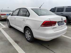 Volkswagen <span class=keywords><strong>Santana</strong></span> 1.6L Compact Sedan d'<span class=keywords><strong>occasion</strong></span> 2015, essence, boîte manuelle 5 vitesses, 5 places, édition Style, véhicule d'<span class=keywords><strong>occasion</strong></span> - Product Image 6