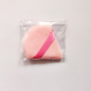 Houppette de maquillage triangulaire en velours de coton sans latex, ultra douce, grande et mini, avec logo personnalisé - Product Image 3
