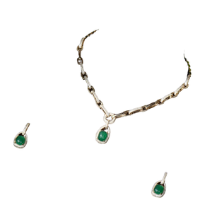 Lot de bijoux élégants pour femmes, nouvelle collection, plaqué or, collier et boucles d'oreilles en forme de cœur et carré, pour mariages et cadeaux - Product Image 4