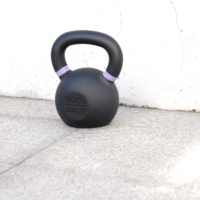 Kettlebell de compétition en fonte enduite avec logo personnalisé, fourni par l'usine, pour l'haltérophilie