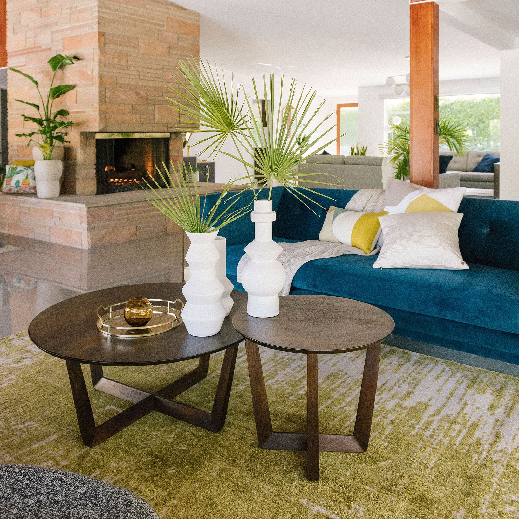 2023 Nordic Modern Luxury High End Durable Oak Wooden Frame Walnut Console Center Wooden Top Coffee Table Living Room Furniture