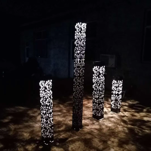 เสาไฟภายนอกแบบอาร์ตเดโคชุบสังกะสี ทนทานต่อสภาพอากาศ ปรับแต่งขนาดได้ สร้างความงามเหนือกาลเวลา - Product Image 1