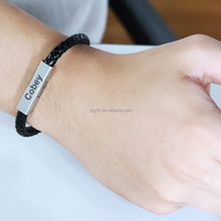 Bracelet en cuir avec aimant en acier inoxydable gravé pour homme, nom personnalisé, logo personnalisé, cadeau pour papa, fils, mari, petit ami