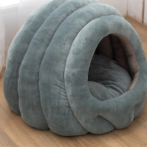 Weiches Plüsch-Raupen-Katzenbett Gemütliches Warmes Kuschel-Katzenbett Realistisches Design Spaßiges Haustiernest Komfortables Atmungsaktives Katzenbett - Product Image 1