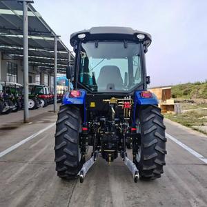Tracteur agricole 4x4 bleu avec transmission par engrenages et moteur haute productivité pour usage agricole - Product Image 1