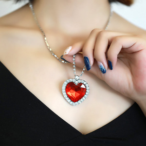 Film Wild Jewelry ROSE stessa collana Titan Ocean Heart Blue Big Gemstone Necklace - Product Image 2