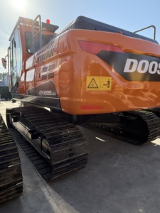 Excavatrice sur chenilles d'occasion Doosan DX225LCA 25 tonnes, d'origine Corée, engin de construction lourd, faible nombre d'heures de travail, DH210W DX150W-9C - Product Image 4