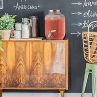 Distributeur de boissons en verre de 2 gallons avec robinet en métal-Verrerie Yorkshire Mason Jar avec couvercle en métal à large ouverture