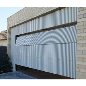 Porte de garage en aluminium à lames verticales automatiques dissimulées modernes personnalisées - Product Image 1