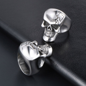 Skull <b>Ring</b> <b>Titanium</b> Steel Men's Fashion Jewelry SA891 Blackened Retro Design - Product Image 4