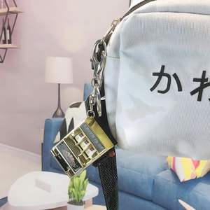 Porte-clés en forme <span class=keywords><strong>de</strong></span> machine à sous porte-bonheur, breloques souvenirs <span class=keywords><strong>de</strong></span> Las Vegas avec rouleaux fonctionnels, cadeaux <span class=keywords><strong>de</strong></span> fête casino, cadeaux <span class=keywords><strong>de</strong></span> remise <span class=keywords><strong>de</strong></span> diplôme - Product Image 5