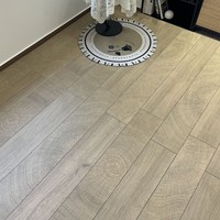 Carreaux entièrement céramiques effet bois mat 200x1200 mm pour salons et chambres, carreaux de sol style anneau de croissance, antidérapants, revêtement de sol rétro en frêne