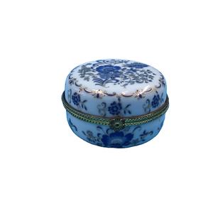 Boîte à bijoux en porcelaine de couleur bleue, cercles fleuris - Product Image 1