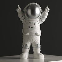 Grande statue d'astronaute réaliste en résine, sculpture grandeur nature peinte à la main pour la décoration de la maison ou de l'hôtel, cadeau pour souvenirs ou fêtes