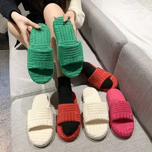 PDEP pantofole comode per asciugamani low MOQ più popolari per le donne scarpe di peluche in rete morbida per camera da letto verde moda per le donne