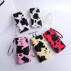 Monedero de mujer estampado vaca K1346 - Product Image 1
