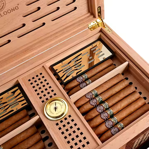 Scatola Porta Tabacco in Legno Personalizzata e Vassoio per Rollare Sigarette, Set per Fumatori e Tabacchieri - Product Image 5