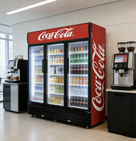 Réfrigérateur-congélateur vertical commercial à trois portes, à température unique, à refroidissement par air, pour boissons, à prix abordable