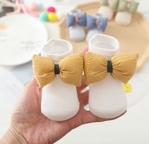 Nouvel ensemble <span class=keywords><strong>de</strong></span> vêtements pour bébé : barboteuse, jupe <span class=keywords><strong>de</strong></span> princesse, robe en coton, chaussettes, coffret cadeau. Accessoires pour bébé personnalisables en gros. - Product Image 4