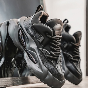 Nouvelles chaussures de sport tendance à semelle épaisse et montantes, durables pour l'extérieur, au style haut de gamme et polyvalentes pour les étudiants - Product Image 2