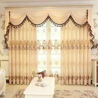 Rideaux brodés de luxe européens pour salon avec broderie épaisse et rideaux transparents pour l'ombrage