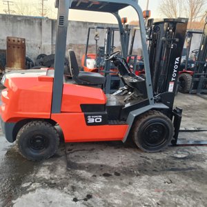 Used Diesel <b>Forklift</b> for Toyota/Komatsu/Mitsubishi Japanese Engine 3Ton Good Condition Original Used <b>Forklift</b> Truck FD30 3T - Product Image 5