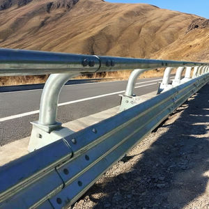 AASHTO M180 EN1317 özelleştirilmiş çelik galvanizli otoyol çarpışma bariyerleri otokorkuluk trafik yol güvenliği korkulukları - Product Image 6