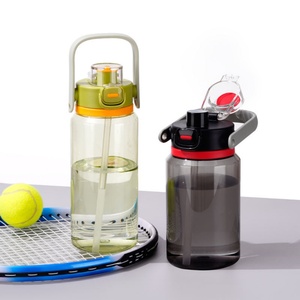 Botella de Agua Deportiva de Tritán de 45 oz con Pajita, Libre de BPA, a Prueba de Fugas, para Gimnasio y Fitness - Product Image 5