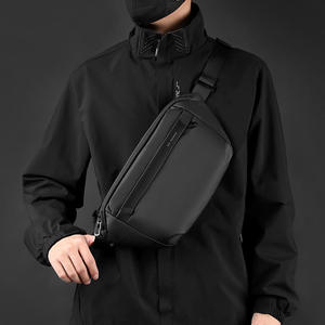 WePower Sac banane pour homme grande capacité en nylon, sac de poitrine sportif et décontracté pour usage quotidien - Product Image 4