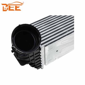4401-1902 17517533475 7809321 7533475 818562 BM3012100 Refroidisseur d'air de charge <span class=keywords><strong>Intercooler</strong></span> pour BMW - Product Image 6