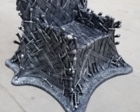 Sculpture de trône en fer en fibre de verre personnalisée extérieure et intérieure pour vitrine, décoration de centre commercial pour bureau à domicile