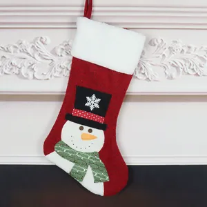 Chaussettes de Noël personnalisées style nordique neutre, motifs pingouin et renne mignons, sacs à bonbons pour cheminée, pour la décoration des fêtes - Product Image 3