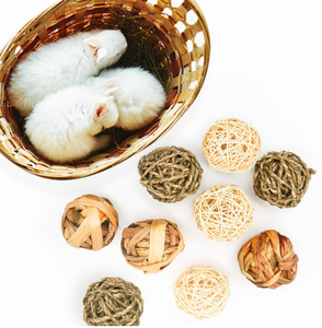 Jouet à mâcher <span class=keywords><strong>pour</strong></span> lapins naturels, <span class=keywords><strong>balle</strong></span> à jouer <span class=keywords><strong>pour</strong></span> chinchillas, <span class=keywords><strong>bois</strong></span> et emballage <span class=keywords><strong>en</strong></span> carton, jouet <span class=keywords><strong>pour</strong></span> ronger les dents <span class=keywords><strong>pour</strong></span> lapins et hamsters - Product Image 4
