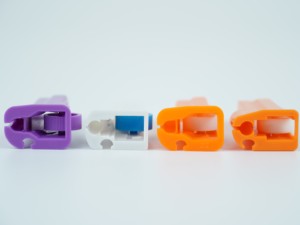 Abrazaderas Ajustables para Líneas <span class=keywords><strong>IV</strong></span> de ABS, Abrazaderas de Plástico Multicolor para Tubos, para una Regulación Precisa de Fluidos, OEM/ODM, Jiangsu, China - Product Image 5