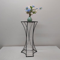Support à fleurs moderne en métal doré, idéal pour les mariages et la décoration de centre de table