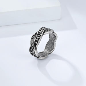 Bague en acier inoxydable titane à nœud éternel tissé avec inscription viking vintage pour homme, bijoux de mode pour <span class=keywords><strong>mariage</strong></span>, vente en gros Tempusort - Product Image 3