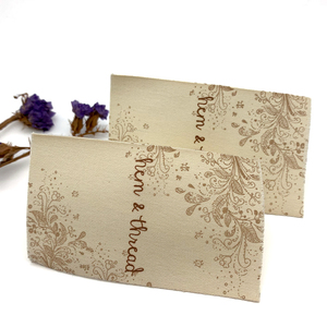 Etiquetas de ropa de algodón rectangulares de corte recto respetuosas con el medio ambiente de alta densidad etiquetas de ropa de marca impresas - Product Image 3