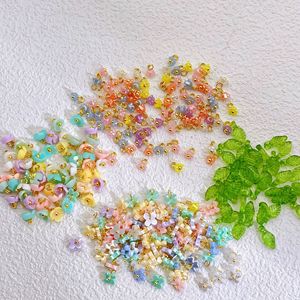 ฝาครอบลูกปัดเรซิ่นรูปดอกไม้ขนาดเล็ก สำหรับทำเครื่องประดับ DIY สร้อยข้อมือ สร้อยคอ จี้ห้อยแบบหลวมๆ ฤดูใบไม้ผลิ 2025 ผลิตจากเจ้อเจียง - Product Image 1