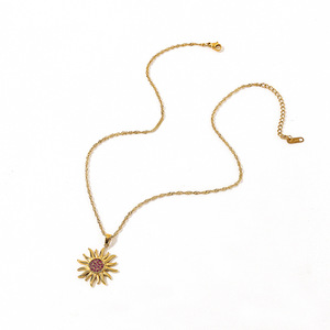 Collar con colgante de sol de acero inoxidable, chapado en oro de 18k, con circonita roja, para mujer, joyería de regalo. - Product Image 4