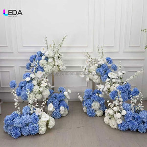 Ramillete de Flores LEDA Blanco, Azul y Rosa, Orquídea Phalaenopsis Blanca, Hecho a Mano, Decoración Floral Suave para Bodas y San Valentín - Product Image 2