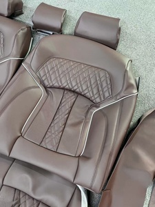 Vente en gros d'usine, housses de siège imperméables de haute qualité pour Mercedes-Benz Vito <span class=keywords><strong>7</strong></span> <span class=keywords><strong>places</strong></span>, remplacement en cuir PU Napa marron, fibre de carbone - Product Image 4