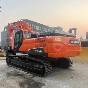รถขุด Doosan DX340 มือสอง คุณภาพเยี่ยม เหมาะสำหรับงานเหมืองและโครงการหนัก กำลัง 184 กิโลวัตต์ ใช้งานมาแล้ว 1400 ชั่วโมง พร้อมเครื่องยนต์ เกียร์ และชิ้นส่วนหลักๆ ผลิตในเกาหลี - Product Image 5