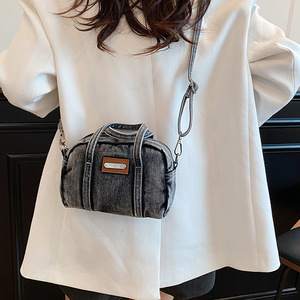<span class=keywords><strong>Sac</strong></span> à main en jean, nouveau design classique <span class=keywords><strong>bowling</strong></span>, denim vieilli, <span class=keywords><strong>sac</strong></span> à main tendance <span class=keywords><strong>vintage</strong></span>, style moto, <span class=keywords><strong>sac</strong></span> à main pour femme - Product Image 3