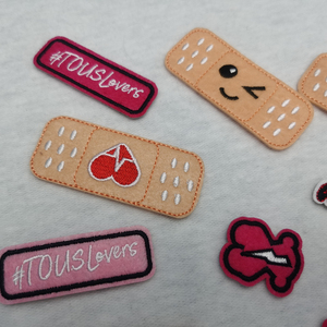 Wholesale Fashion Label 3d Logo Anime <strong>Patches</strong> Iron on Computer Embroidery <strong>Patch</strong> Hearts Shape Applique Embroidery Heart <strong>Patches</strong> - Product Image 4