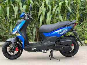 Motocicleta <span class=keywords><strong>SYM</strong></span> de 150cc (Origen Taiwán) - Motor Potente, Asiento Cómodo, Ideal para Conductores Adultos - Product Image 6